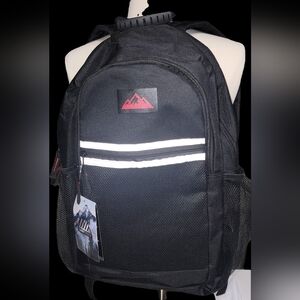 SUMMIT RIDGE Lightweight Black Mountain Bike Bagpack NEW With Tags .